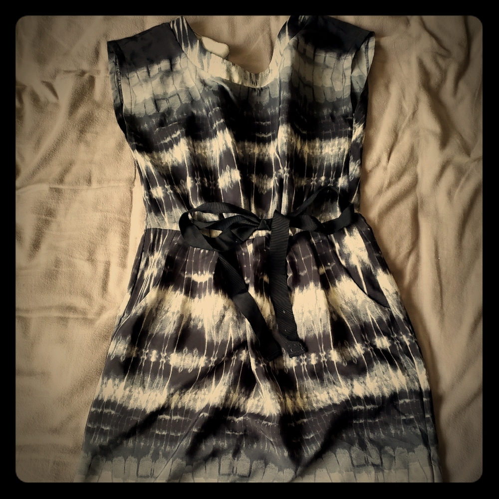 Bebop cute day dress gray and black